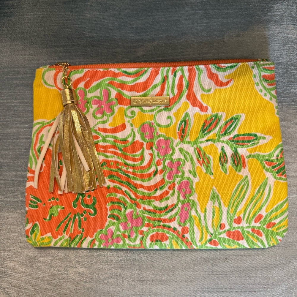 CLEARANCE SPECIAL: NWOT Lilly Pulitzer for Target Floral Pouch